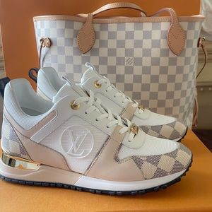 ‼️SOLD‼️❤️LIMITED Louis Vuitton run away sneaker
